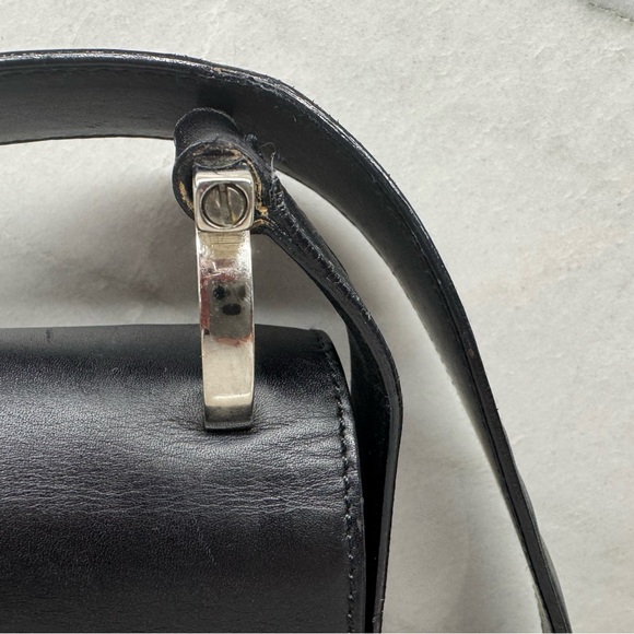 Salvatore Ferragamo Gancini Shoulder Bag in Black Calf Leather - Picture 5 of 12